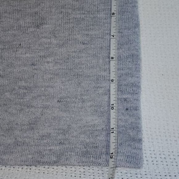 Levi's Neck Warmer Logo Vibrant Name Graphic Grey & Red Neck Scarve - Picture 5 of 5